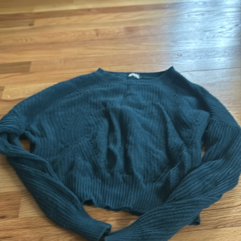 GARAGE sweater